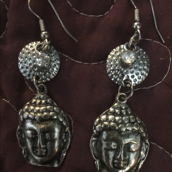 Vintage silver Buddha earrings dangle - Picture 3 of 3
